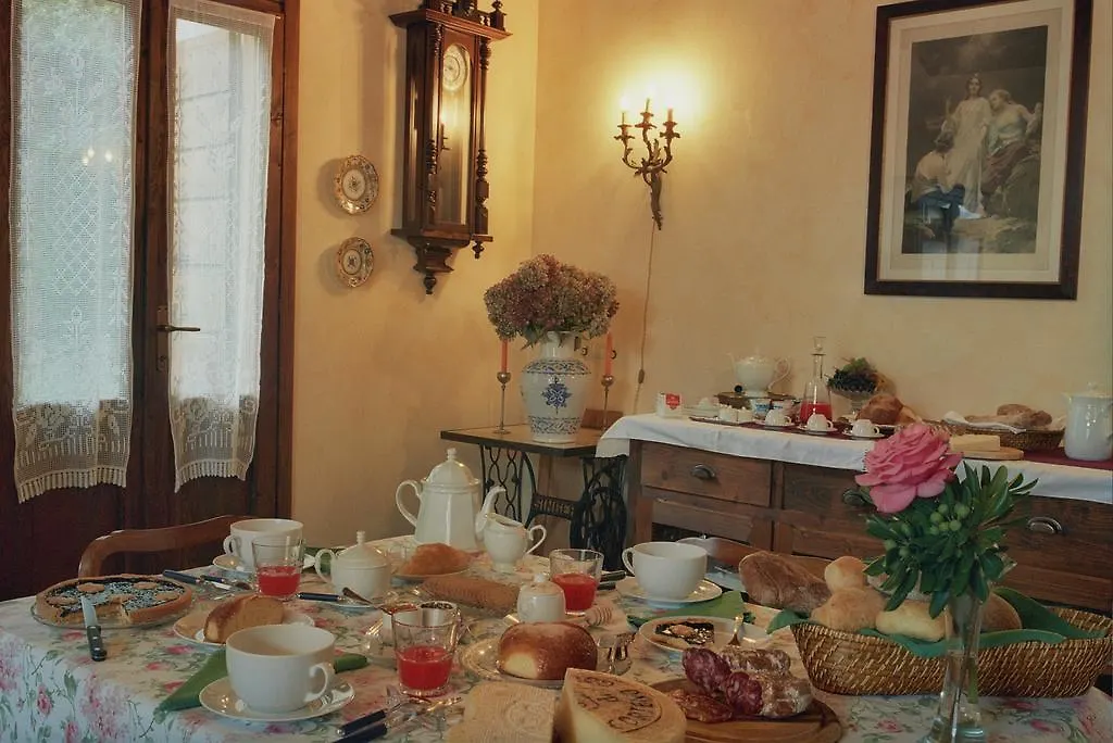 Casa Visnenza Bed & Breakfast Bed & Breakfast Capo di Ponte