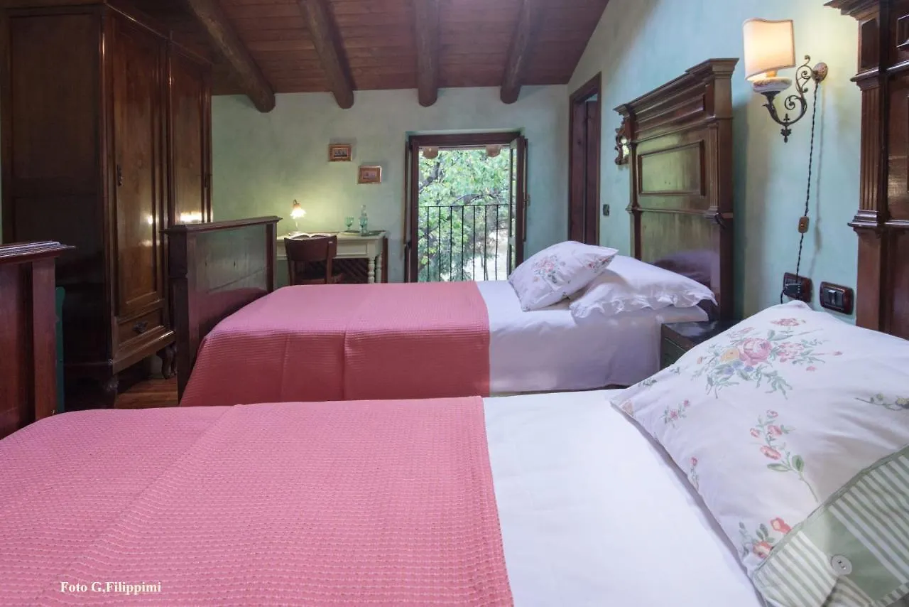 Casa Visnenza Bed & Breakfast Capo di Ponte 0*,  Italy